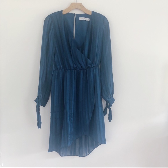 NWT Ali & Jay Devil in a Blue Dress - Picture 4 of 7